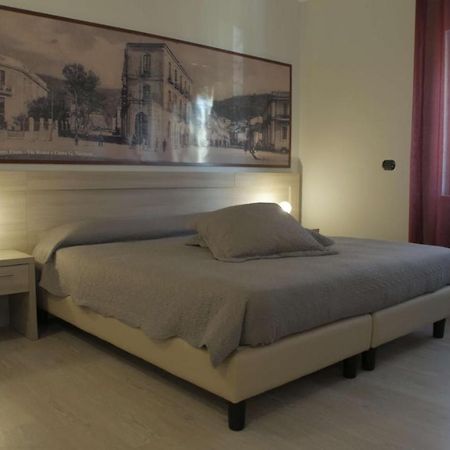 Il Borghetto Hotel Ristorante 拉默齐亚泰尔默 外观 照片