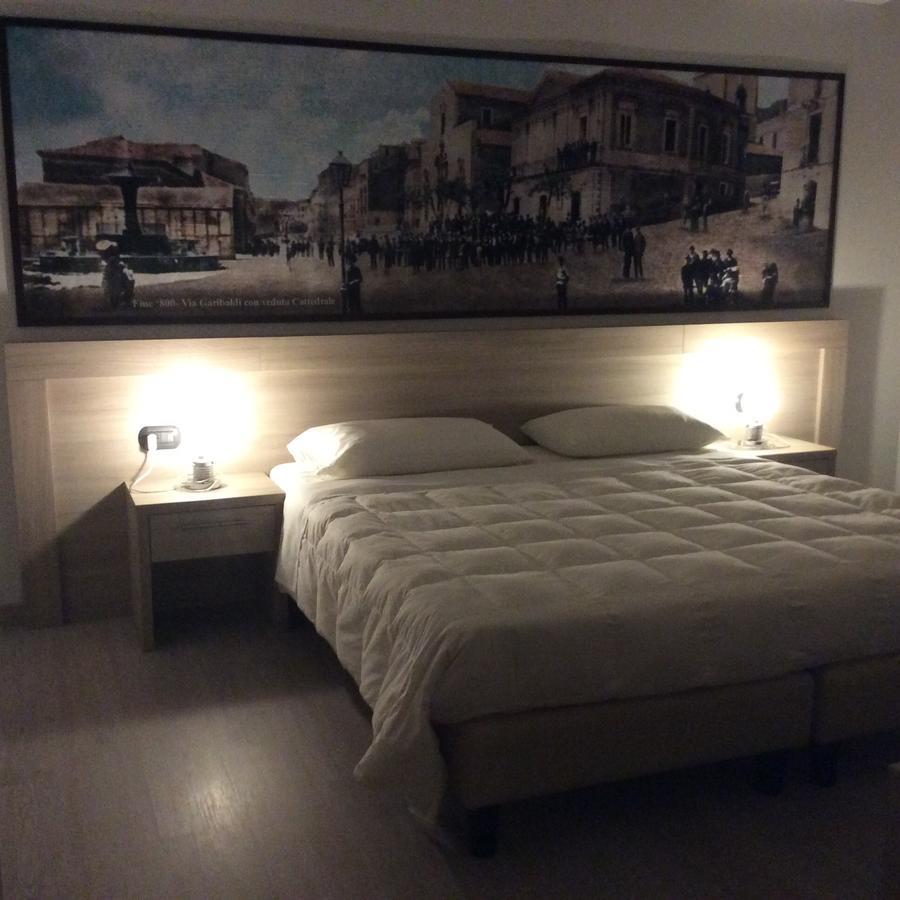 Il Borghetto Hotel Ristorante 拉默齐亚泰尔默 外观 照片