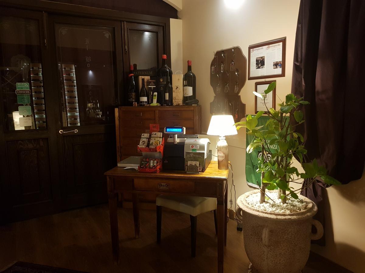 Il Borghetto Hotel Ristorante 拉默齐亚泰尔默 外观 照片
